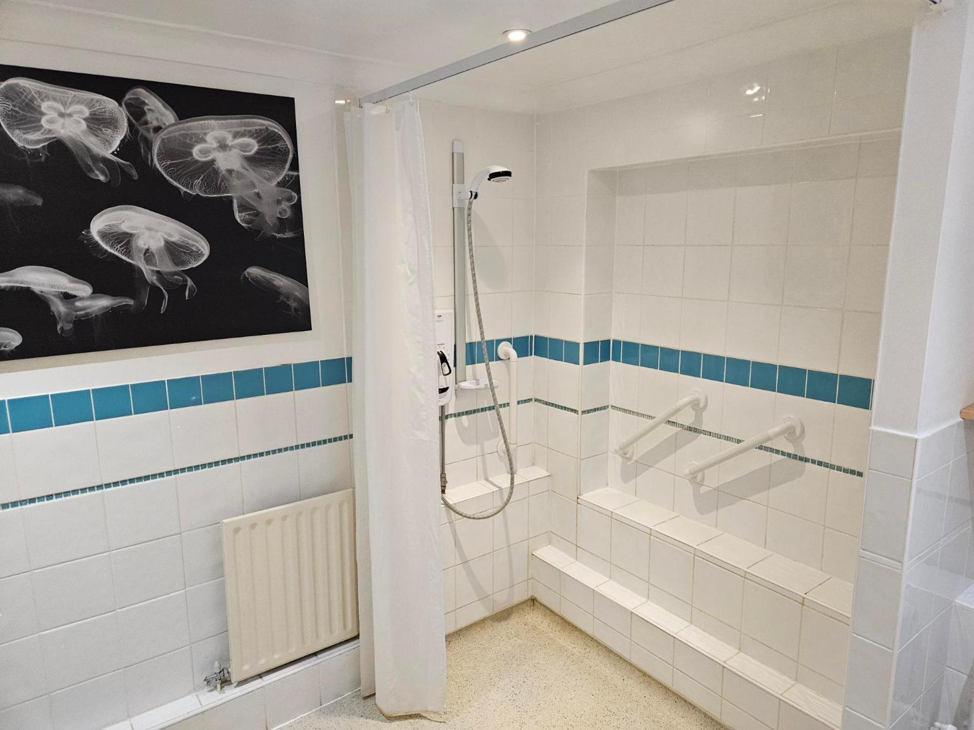 Redcot Gardens Stamford 4 Bed Contractor Familt Home With Parking Екстер'єр фото